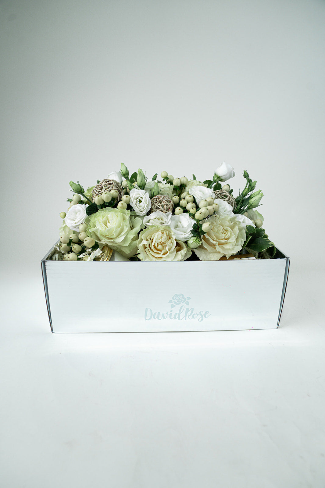 David Rose Signature Bloom Box - White Candle