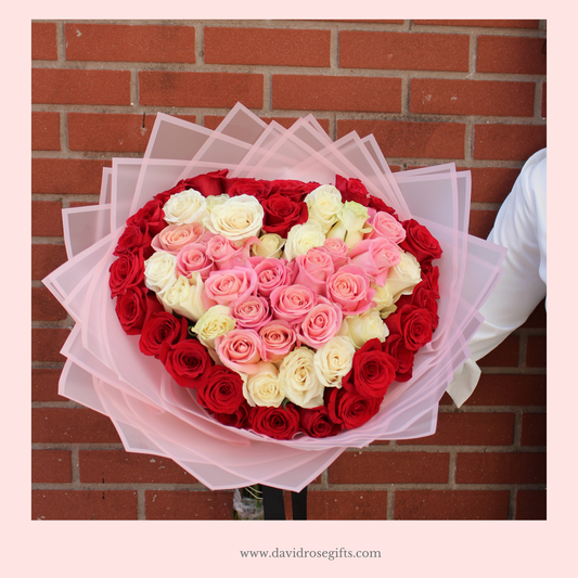 Ramo Buchon Red Roses