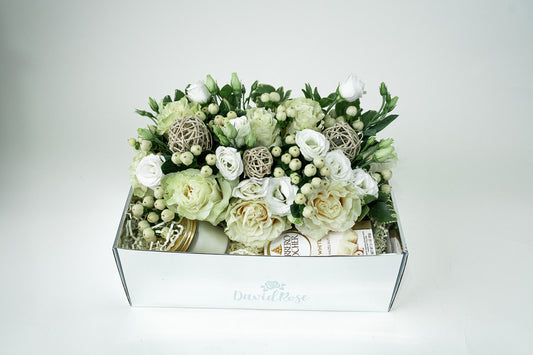 David Rose Signature Bloom Box - White Candle