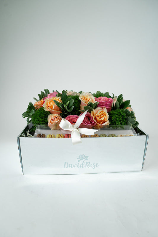 David Rose Signature Seasonal Box - Pink &  Peach