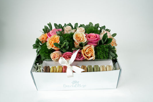 David Rose Signature Seasonal Box - Pink &  Peach