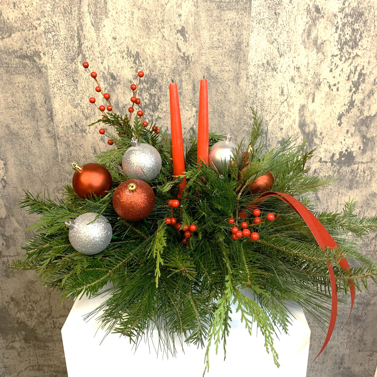 Holiday Shine Centerpiece