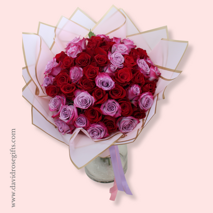 Ramo Buchon Red & Lavender Roses