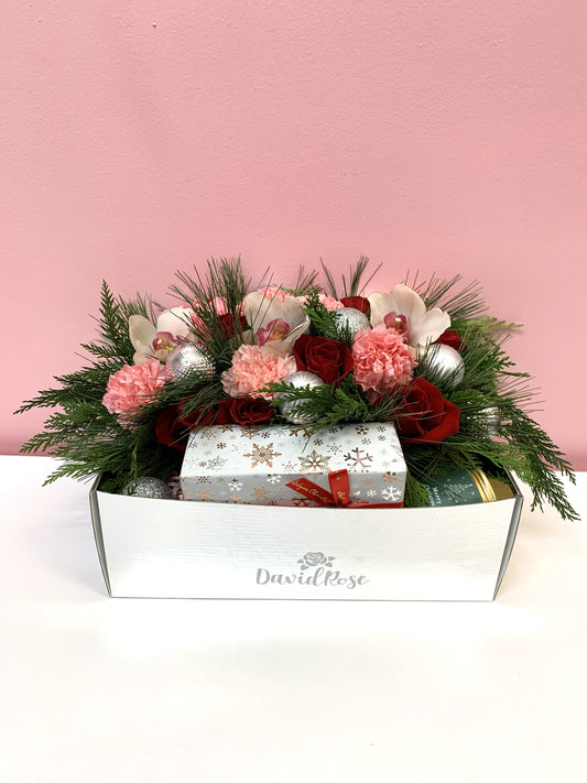 David Rose Signature Roses Box - Pink & Red Chocolate Christmas